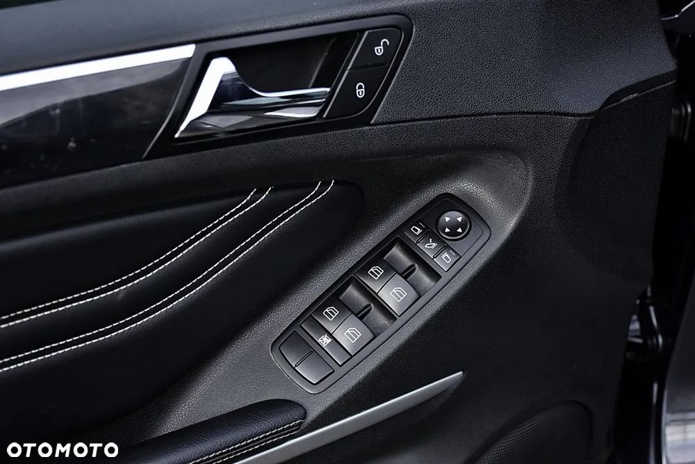 Mercedes-Benz ML 350 CDI 4Matic 7G-TRONIC DPF Grand Edition - 23