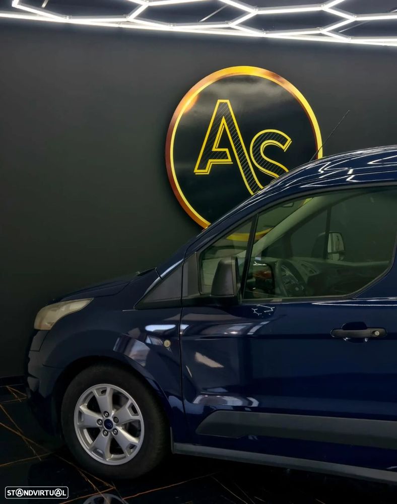Ford Transit Connect L2 3 Lugares - 30