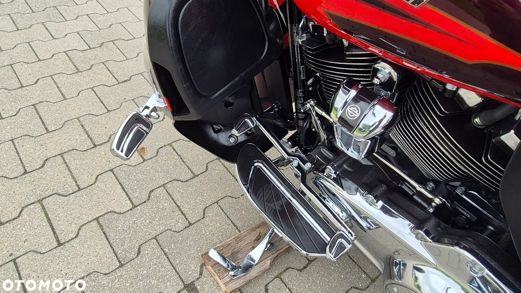 Harley-Davidson Touring Electra Glide - 30