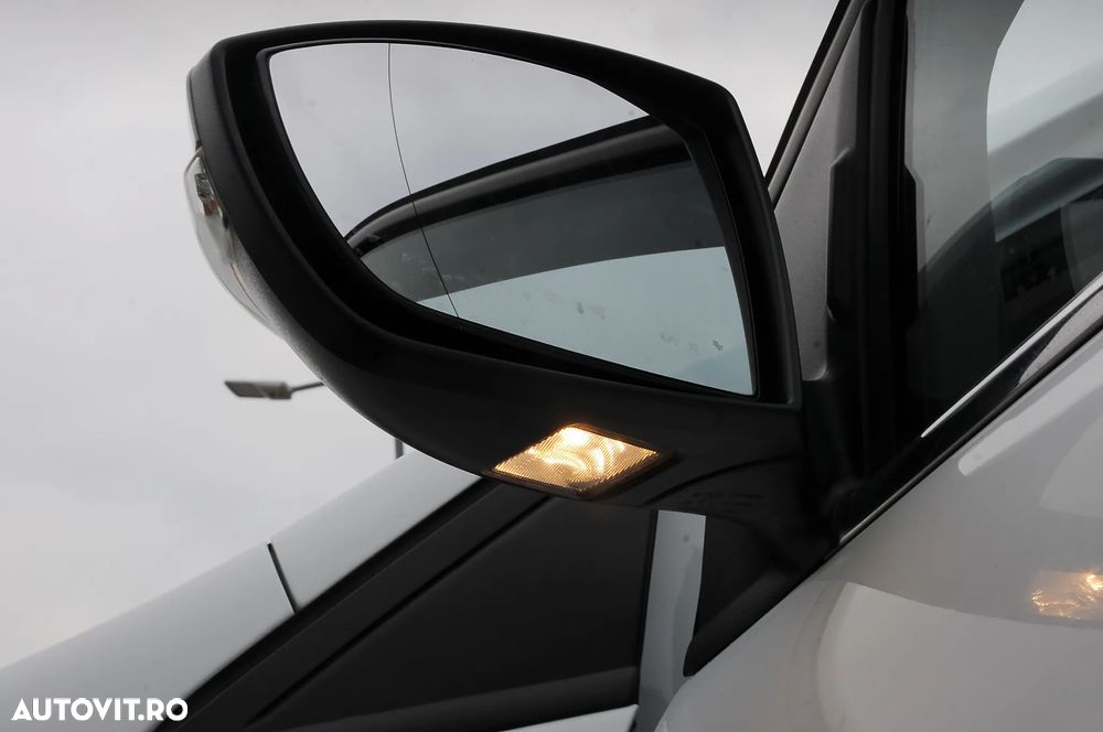 Ford Kuga 2.0 TDCi 4WD Powershift ST-Line - 21