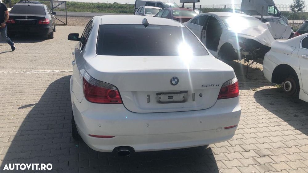 Dezmembram BMW 520D automat an fabr 2009 - 3