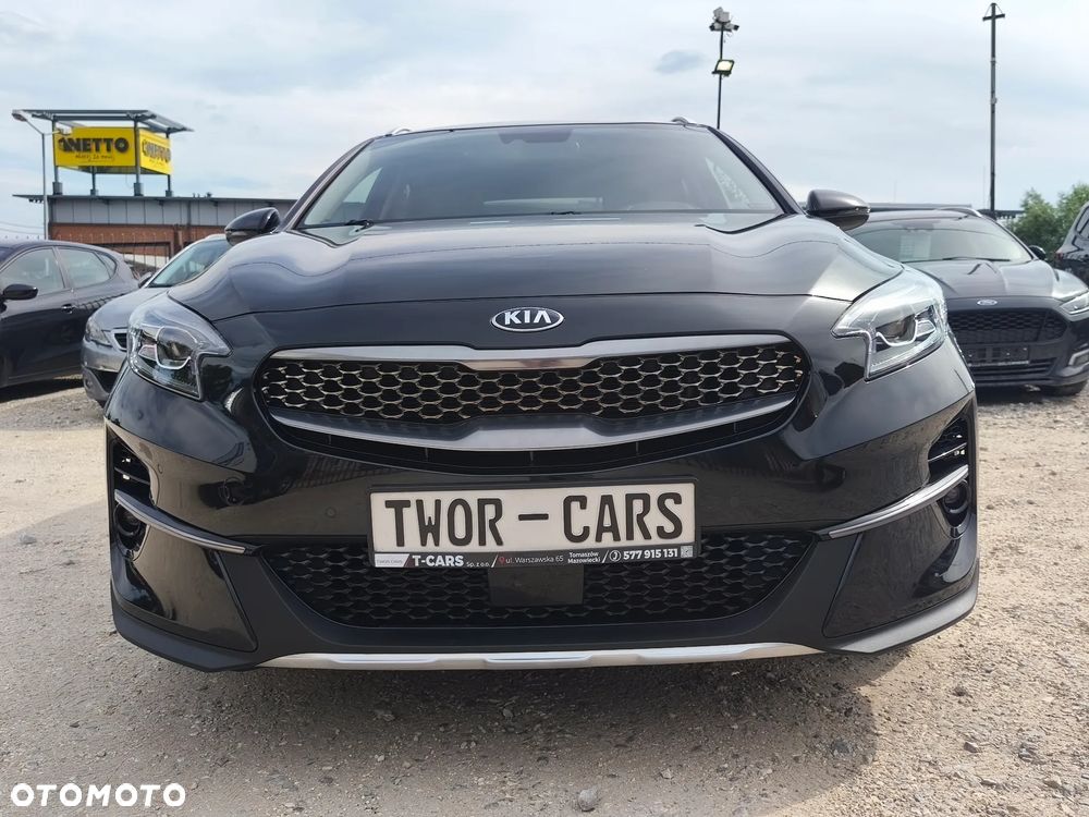 Kia XCeed 1.6 CRDi DCT7 PLATINUM EDITION - 4