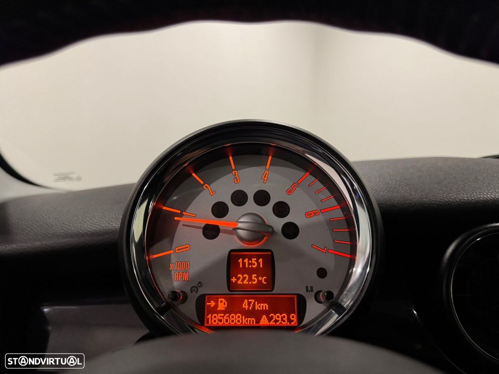 MINI 3 Portas Cooper D - 33