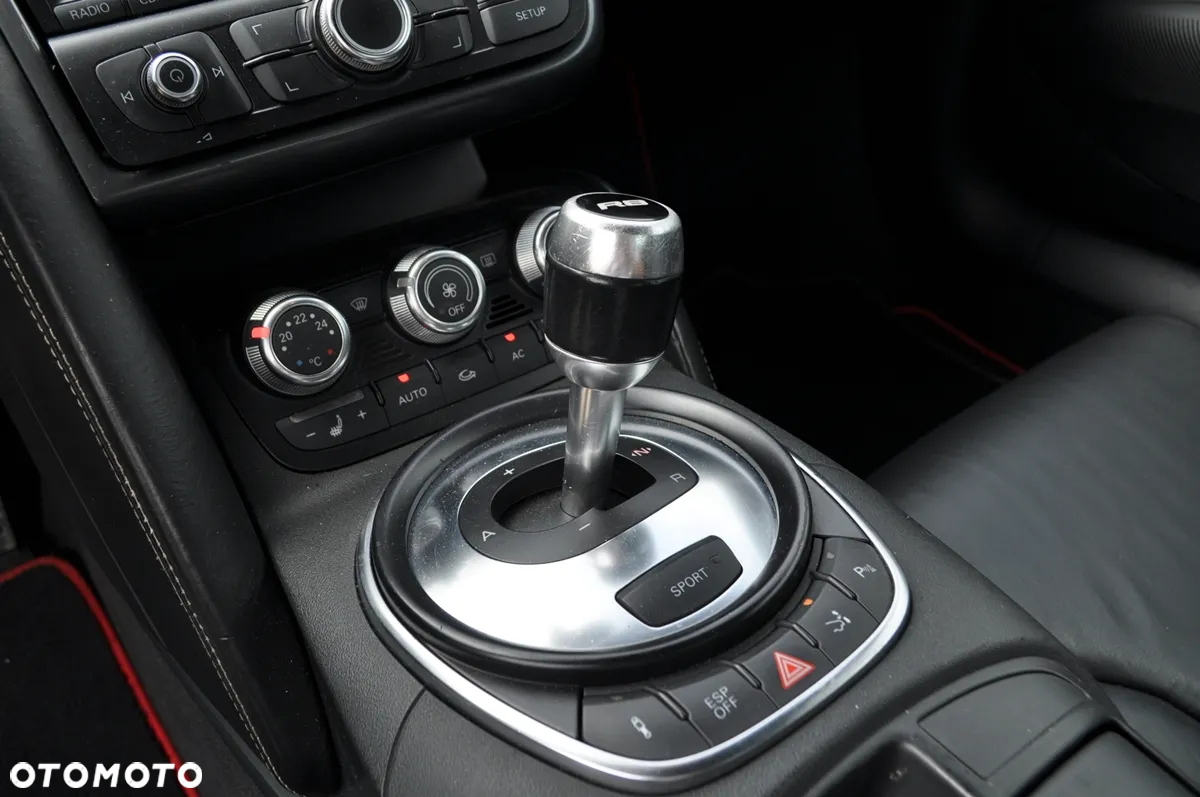 Audi R8 Coupé 4.2 Quattro R tronic - 20