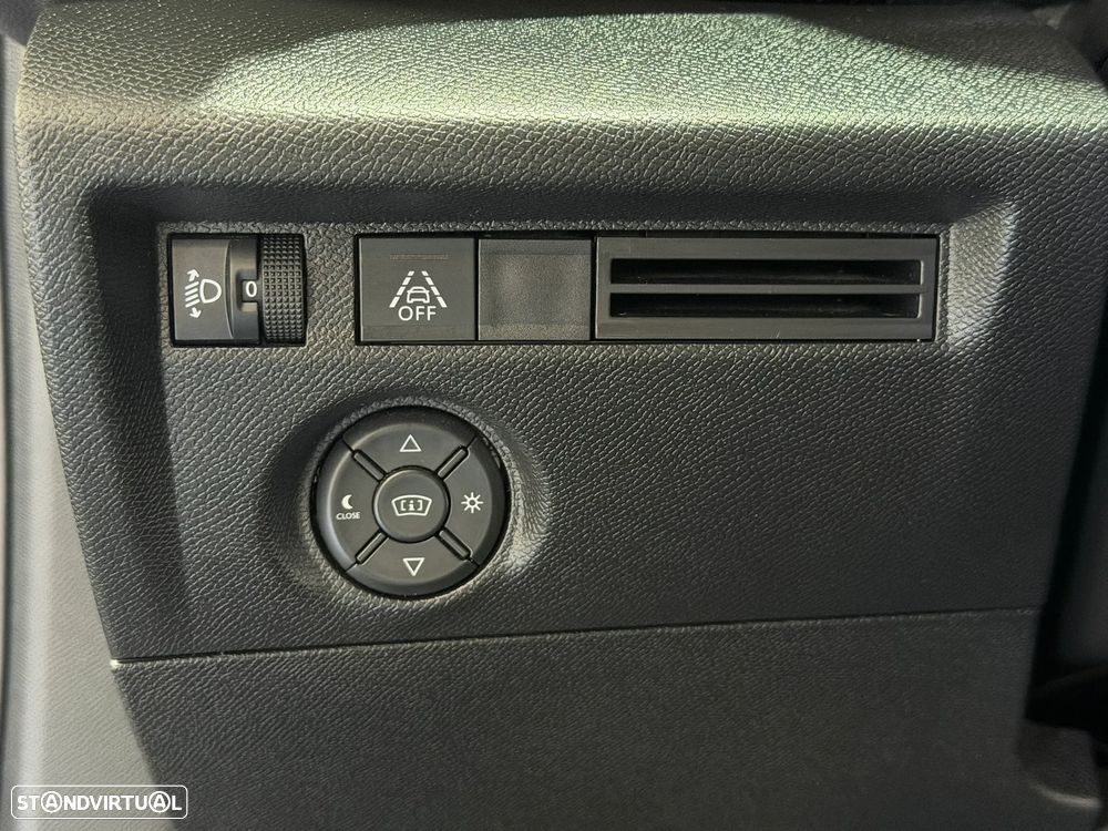 Citroën C4 1.2 PureTech Shine - 23