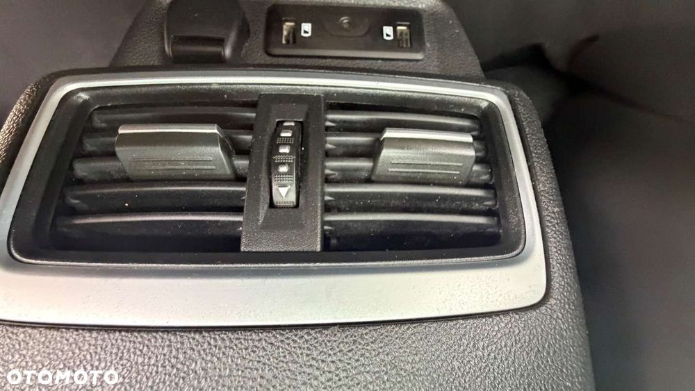 Renault Koleos 2.0 dCi Initiale Paris 4x4 X-Tronic - 30