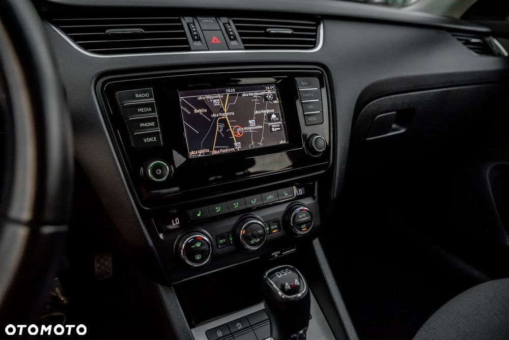 Skoda Octavia 2.0 TDI 4x4 Elegance DSG - 39