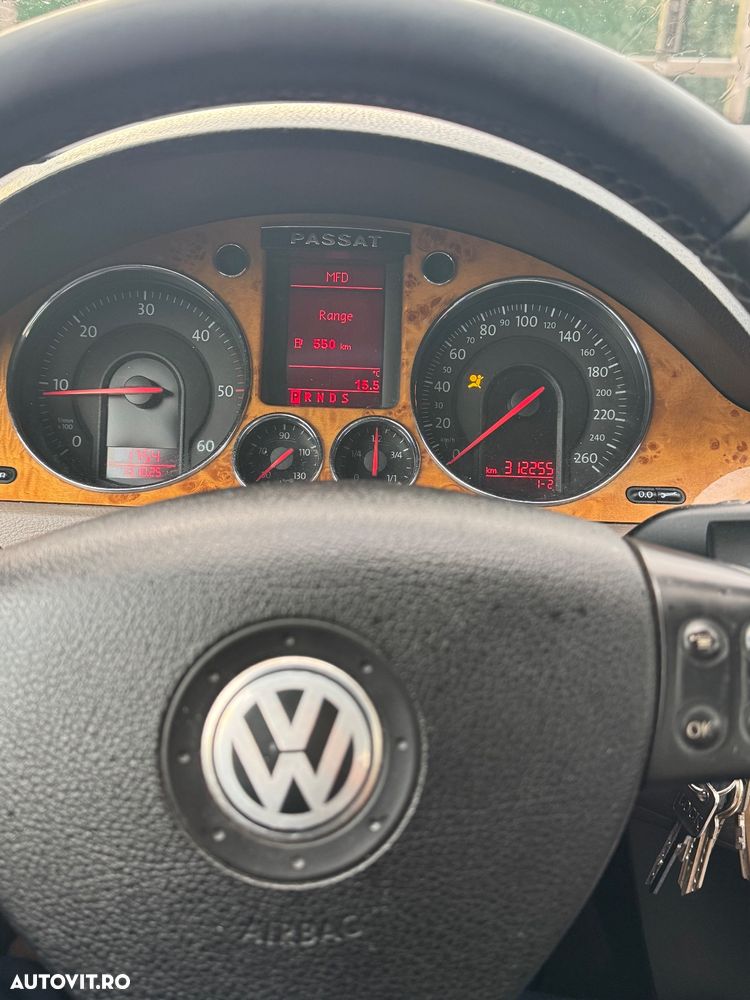 Volkswagen Passat - 5