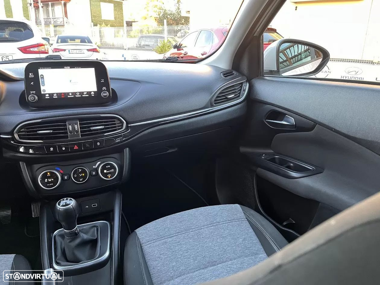 Fiat Tipo Cross 1.0 GSE T3 City - 13