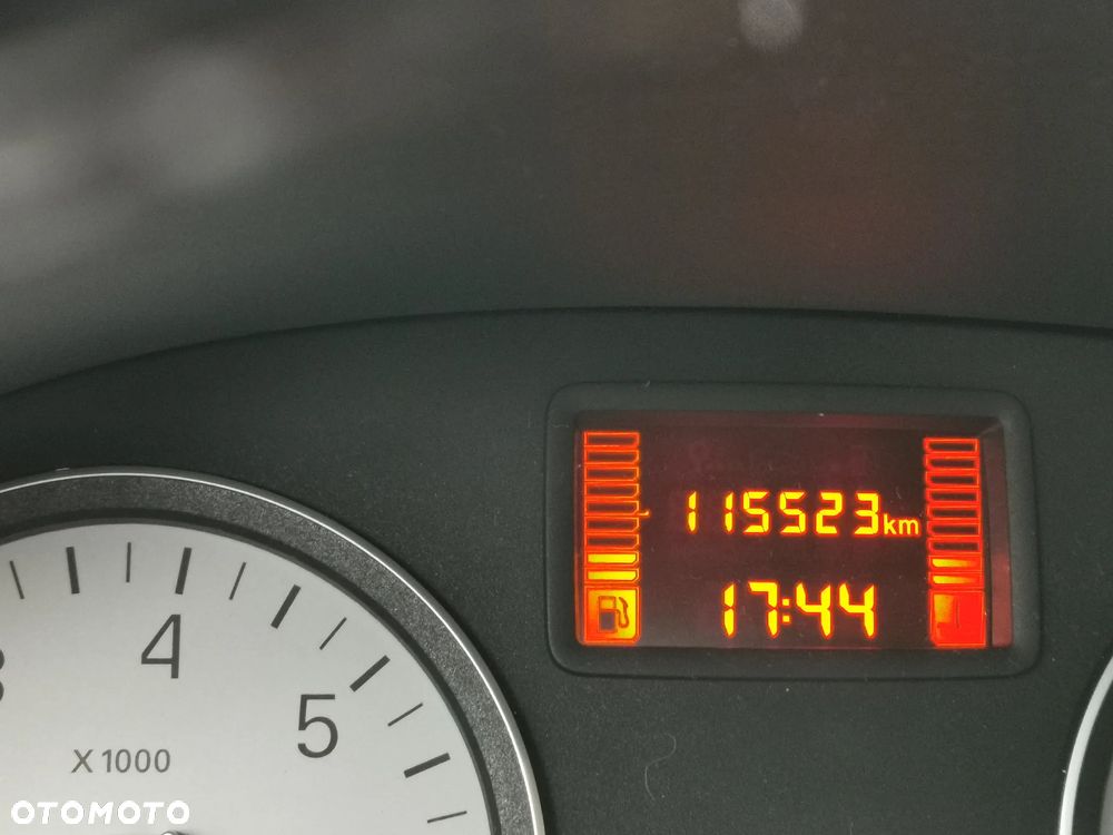 Dacia Sandero 1.2 16V Ambiance - 6