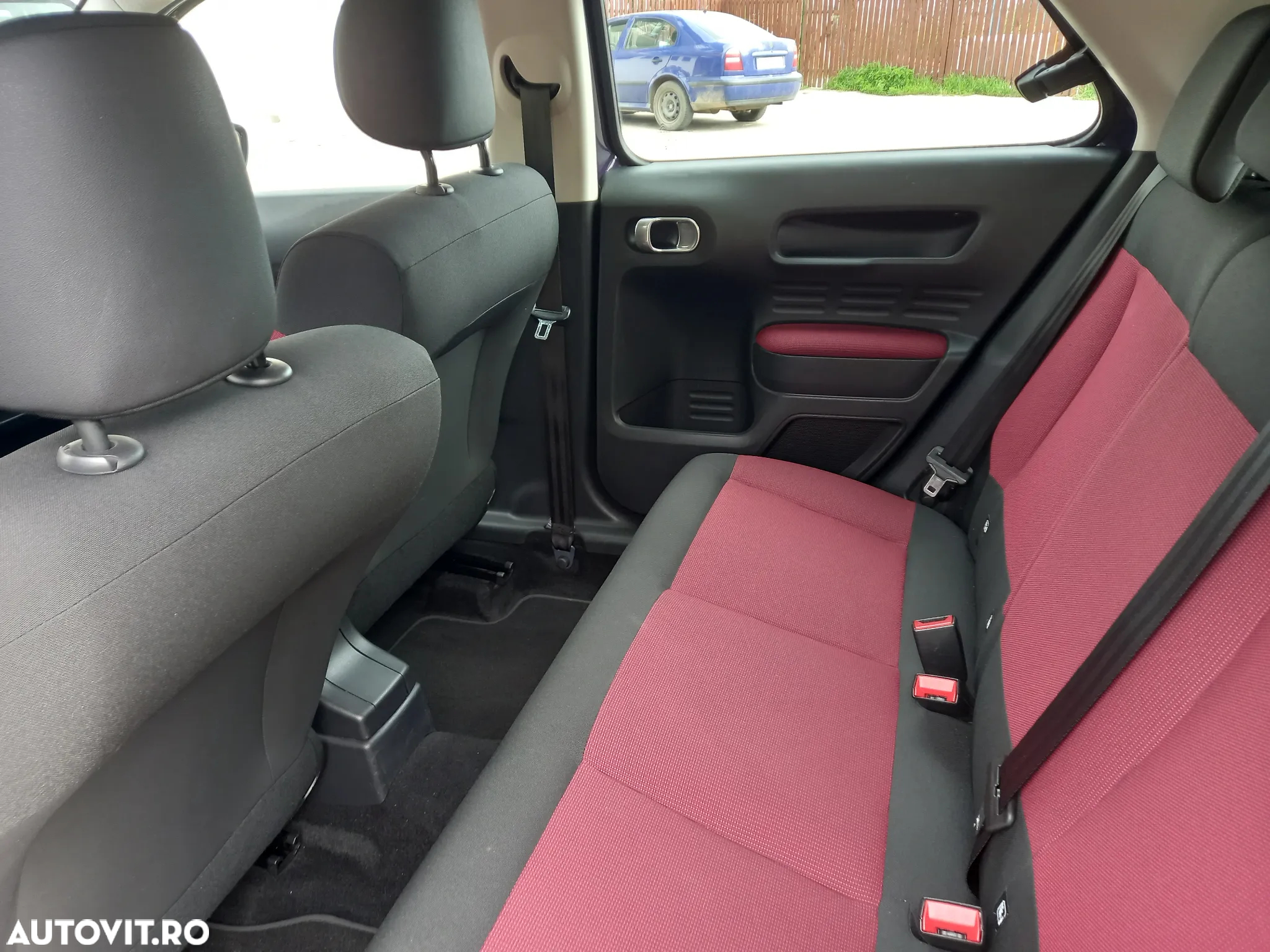 Citroën C4 Cactus BlueHDi 100 ETG6 Stop&Start Shine Edition - 9