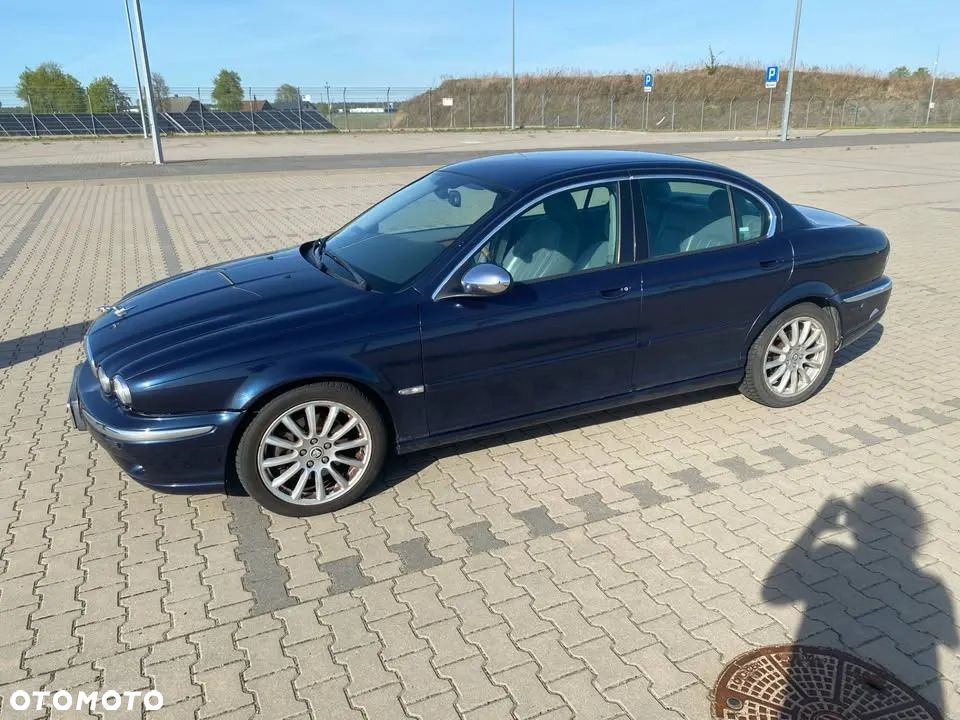 Jaguar X-Type 2.5 V6 4x4 Executive - 1