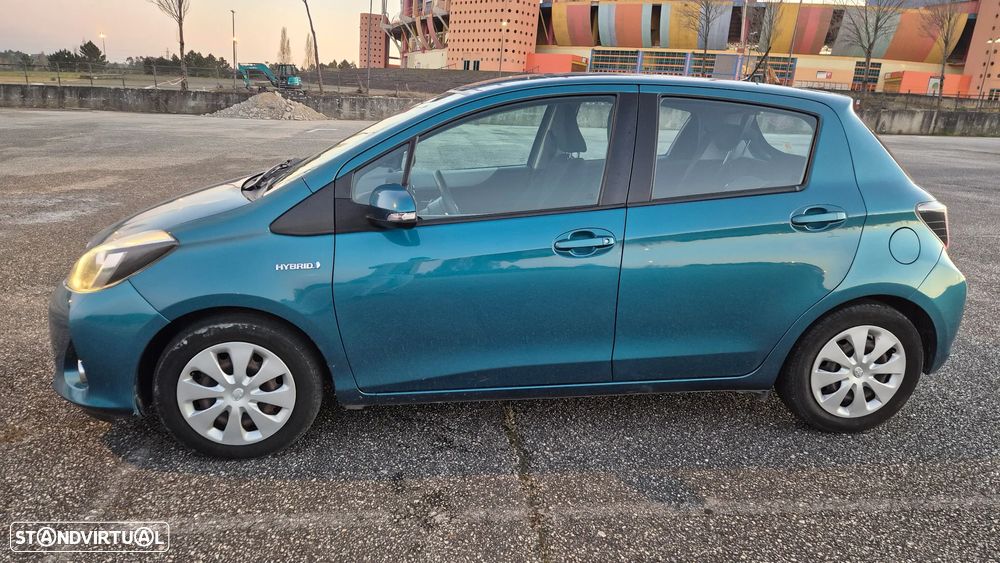 Toyota Yaris - 4