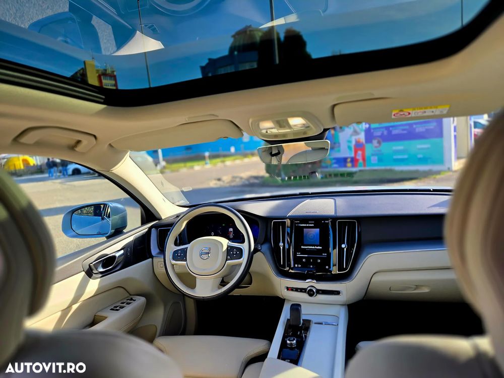 Volvo XC 60 T6 AWD Recharge Geartronic Inscription - 6