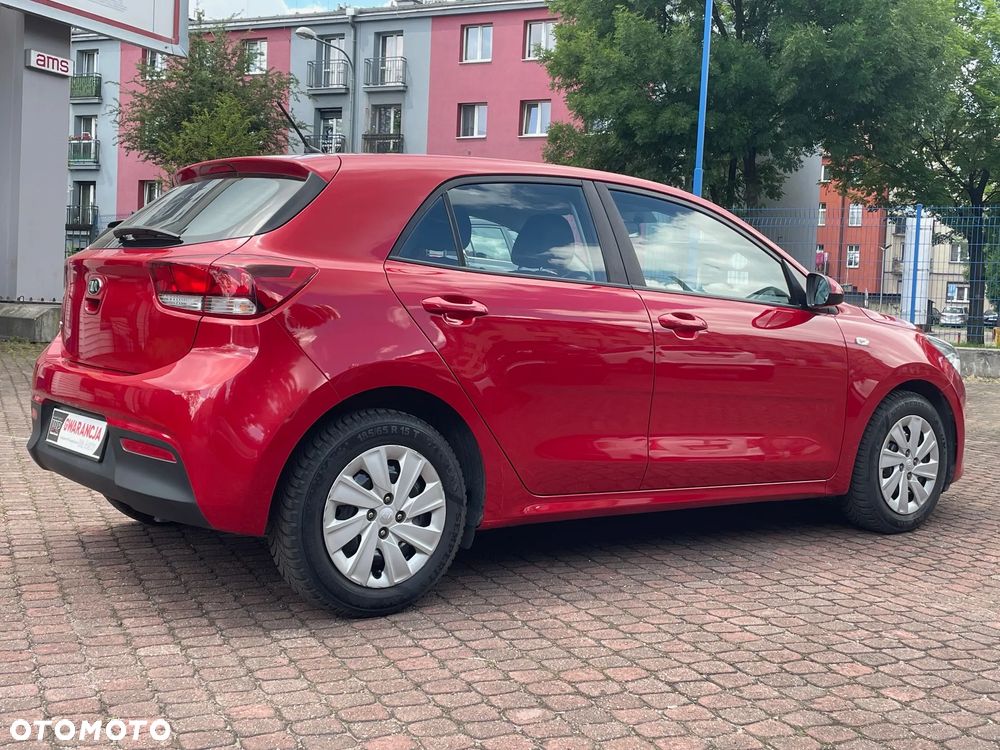 Kia Rio 1.2 M - 8