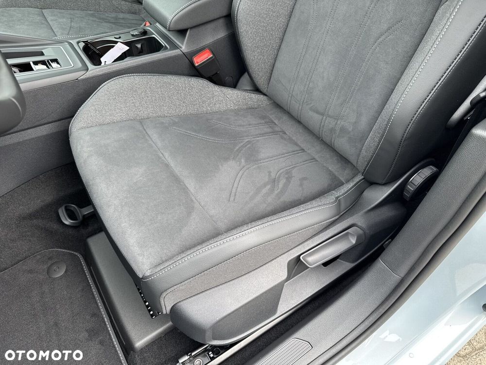 Volkswagen Golf - 13