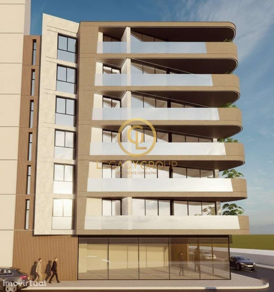 Exclusividade Absoluta no Coração de Faro: T3 de Luxo com Vista p/R... - Grande imagem: 2/11