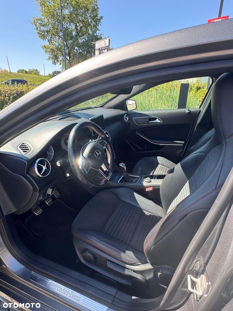 Mercedes-Benz Klasa A 180 d AMG Line - 10