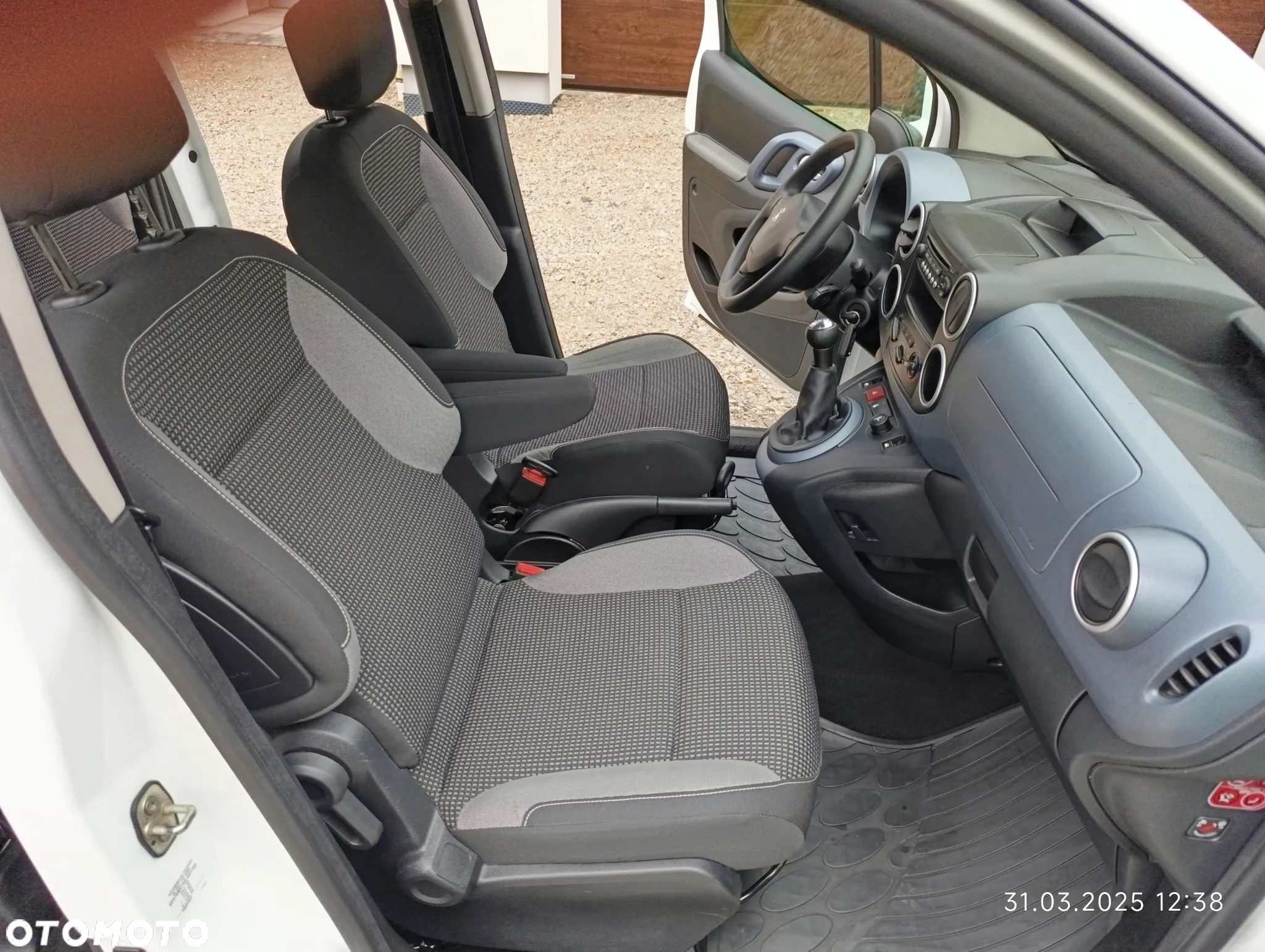 Peugeot Partner - 17