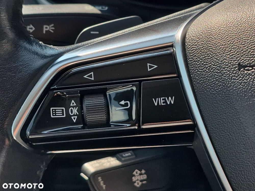 Audi A6 Avant - 18