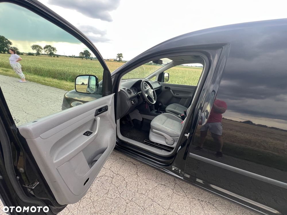 Volkswagen Caddy - 12