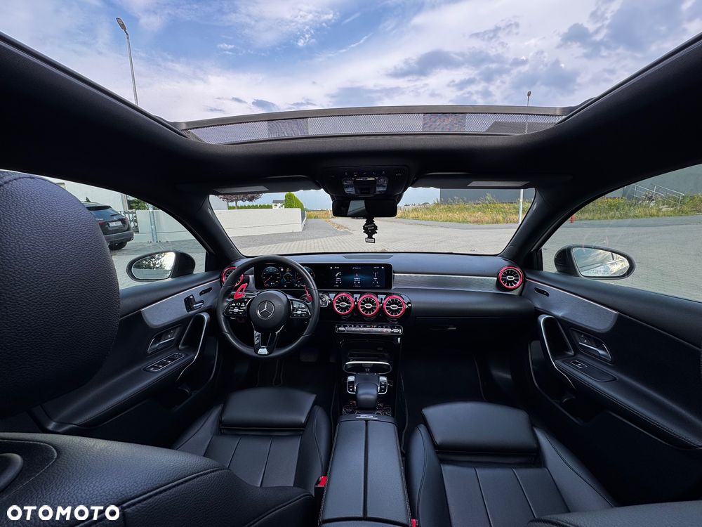 Mercedes-Benz Klasa A 250 AMG Line 7G-DCT - 11