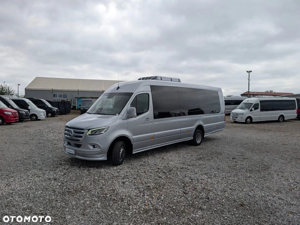 Mercedes-Benz Sprinter 519 - 11