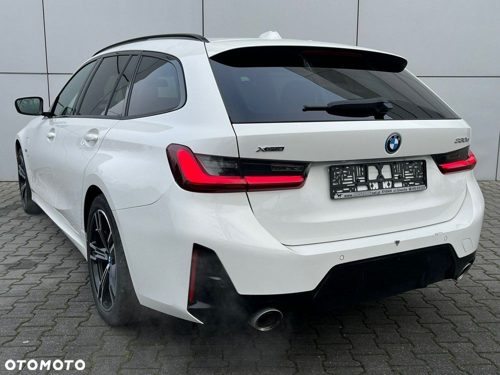 BMW Seria 3 330e PHEV xDrive M Sport - 9