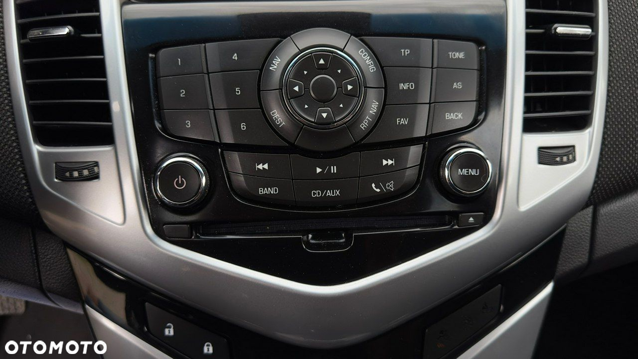 Chevrolet Cruze - 29