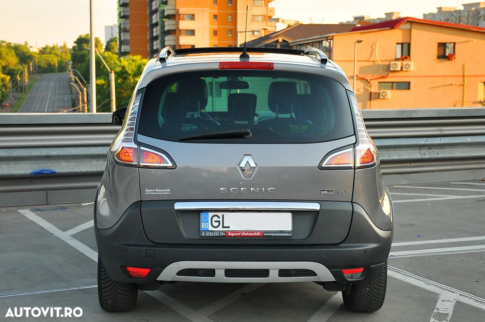 Renault Scenic - 12