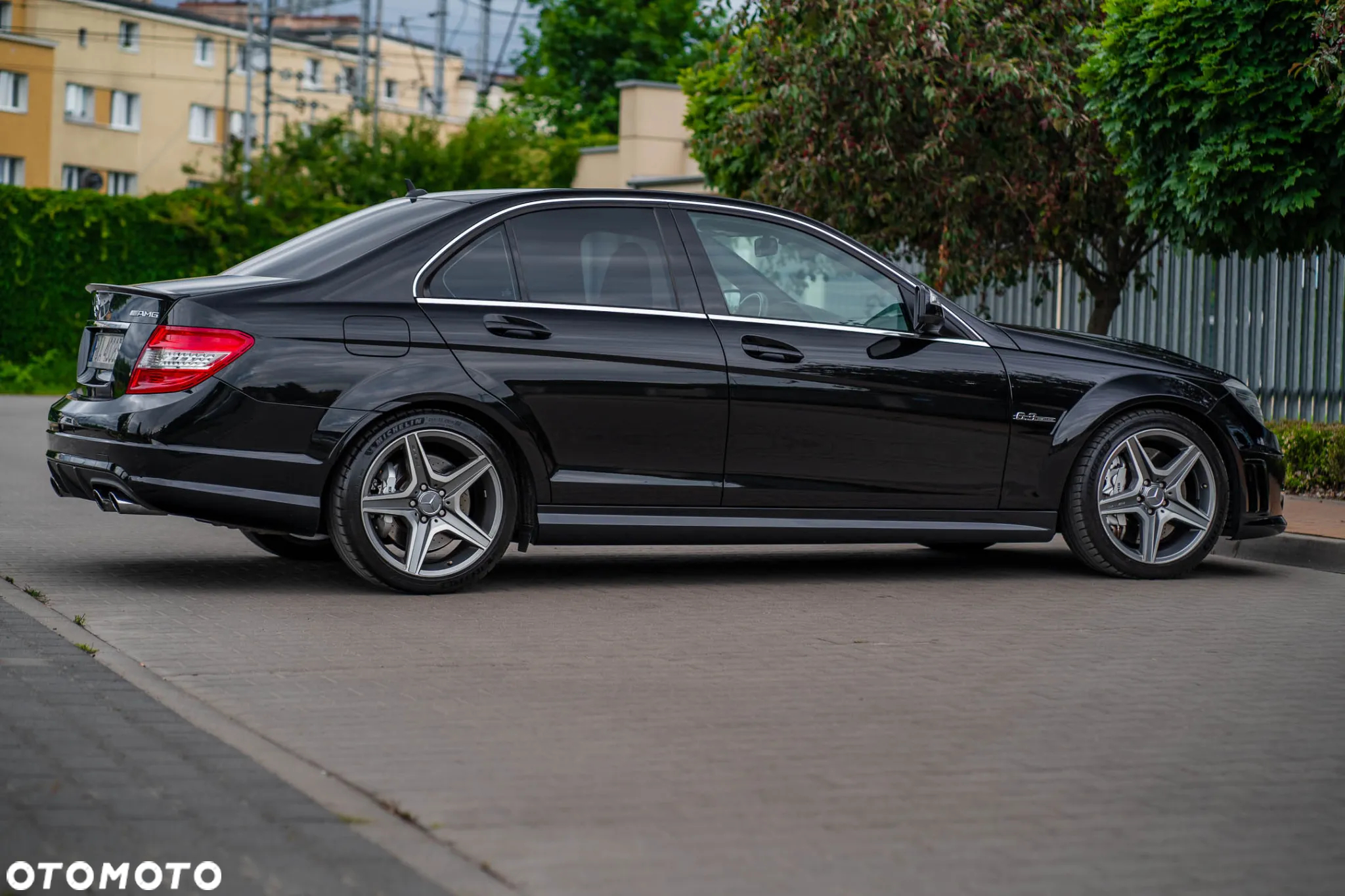 Mercedes-Benz Klasa C 63 AMG - 19
