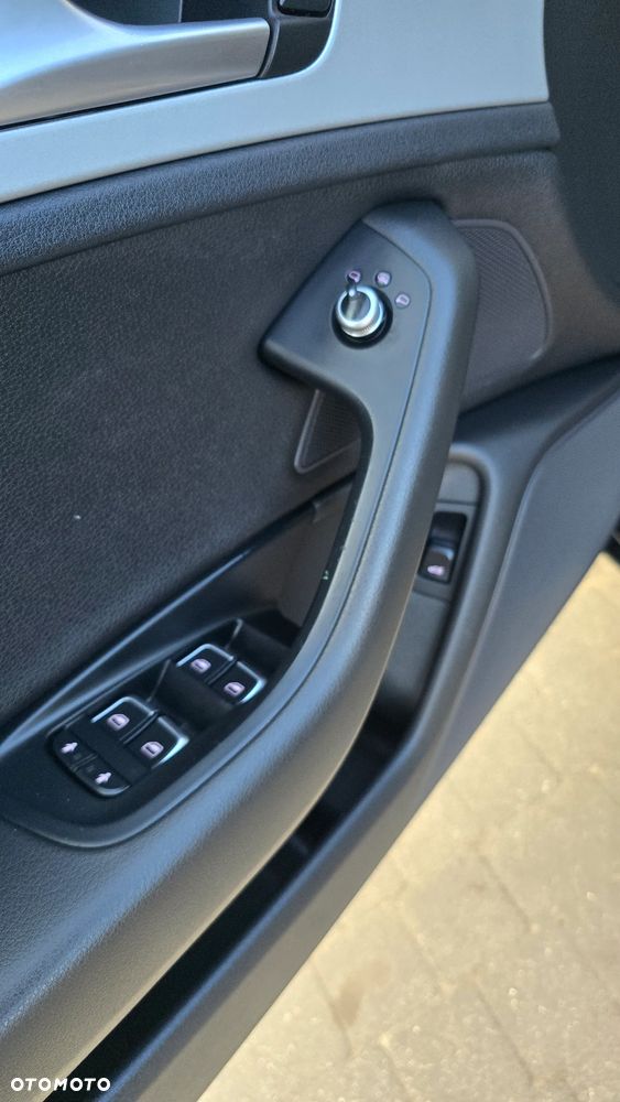 Audi A6 Avant 2.0 TDI ultra S tronic - 11