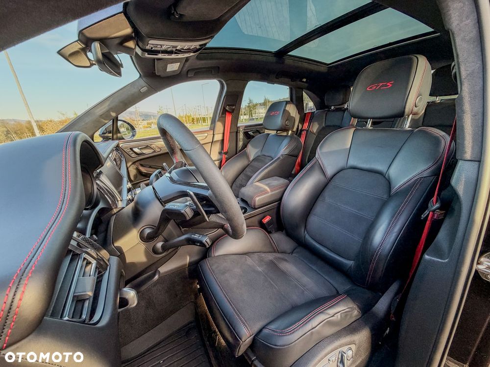 Porsche Macan - 13