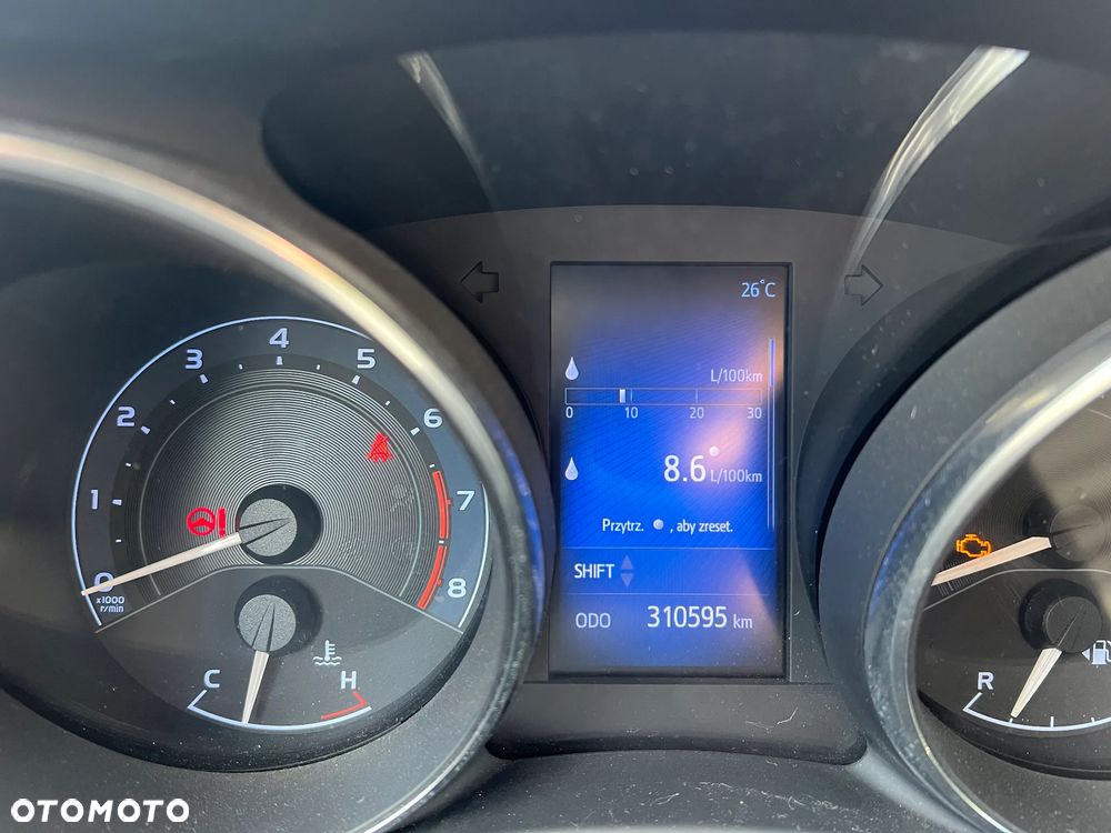 Toyota Auris 1.6 Premium - 6