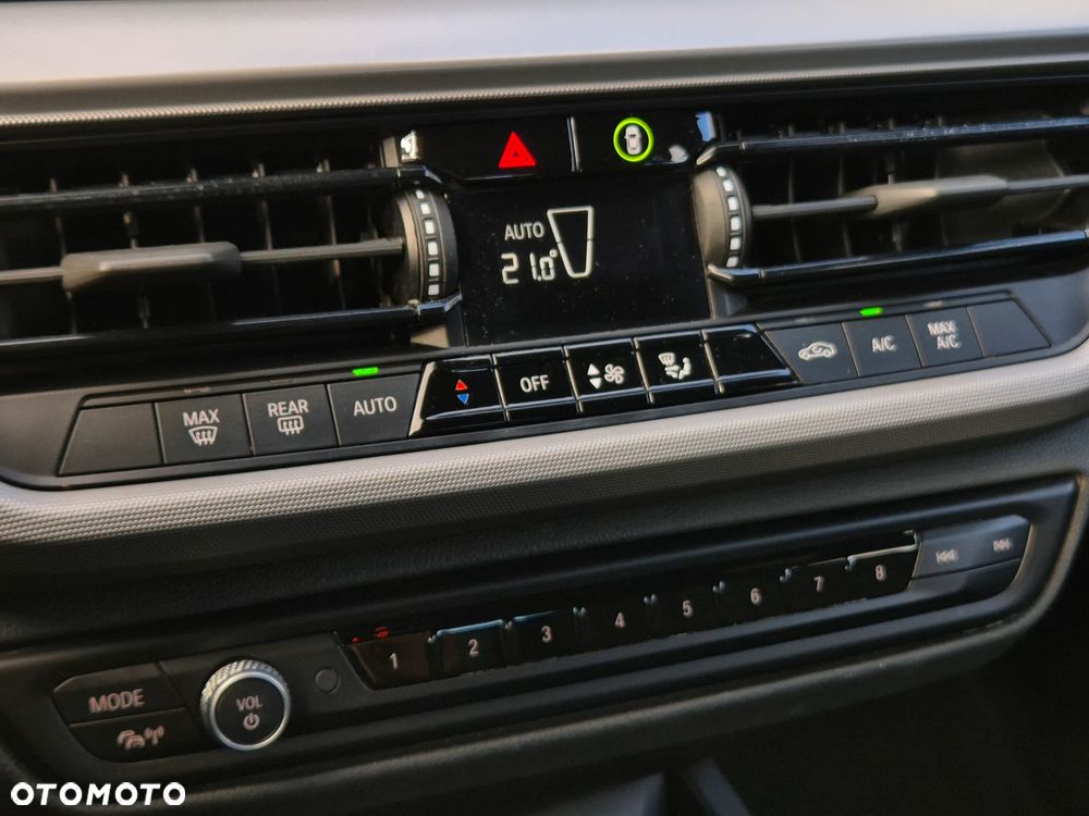 BMW Seria 1 118i Business Edition - 24