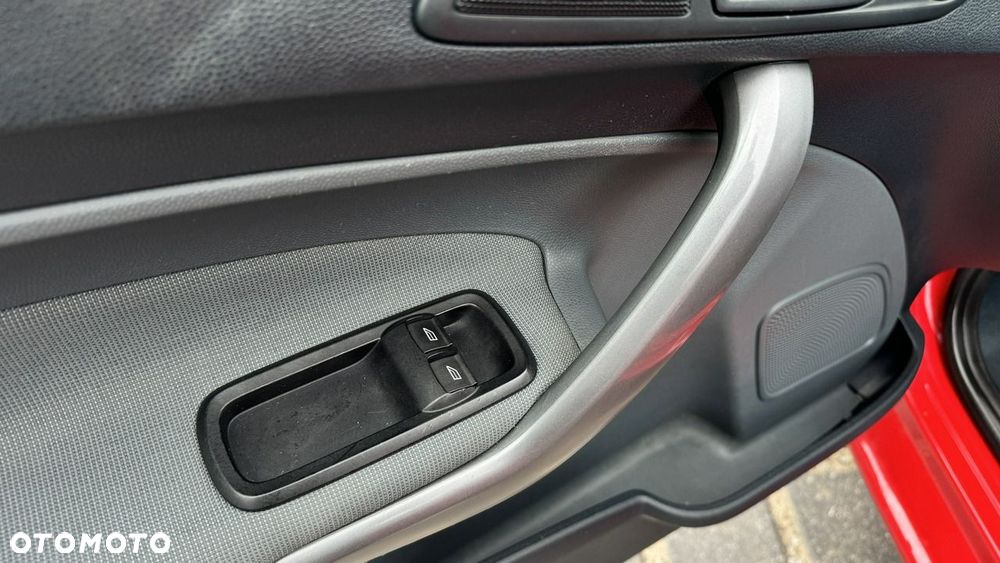 Ford Fiesta - 16