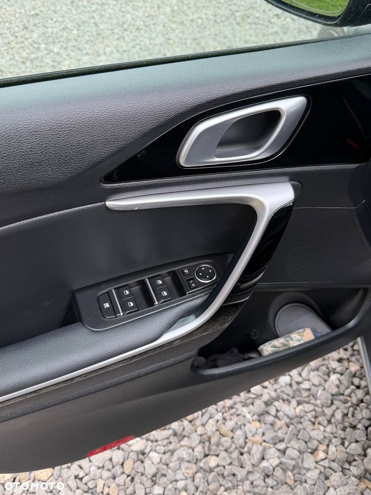 Kia XCeed - 27