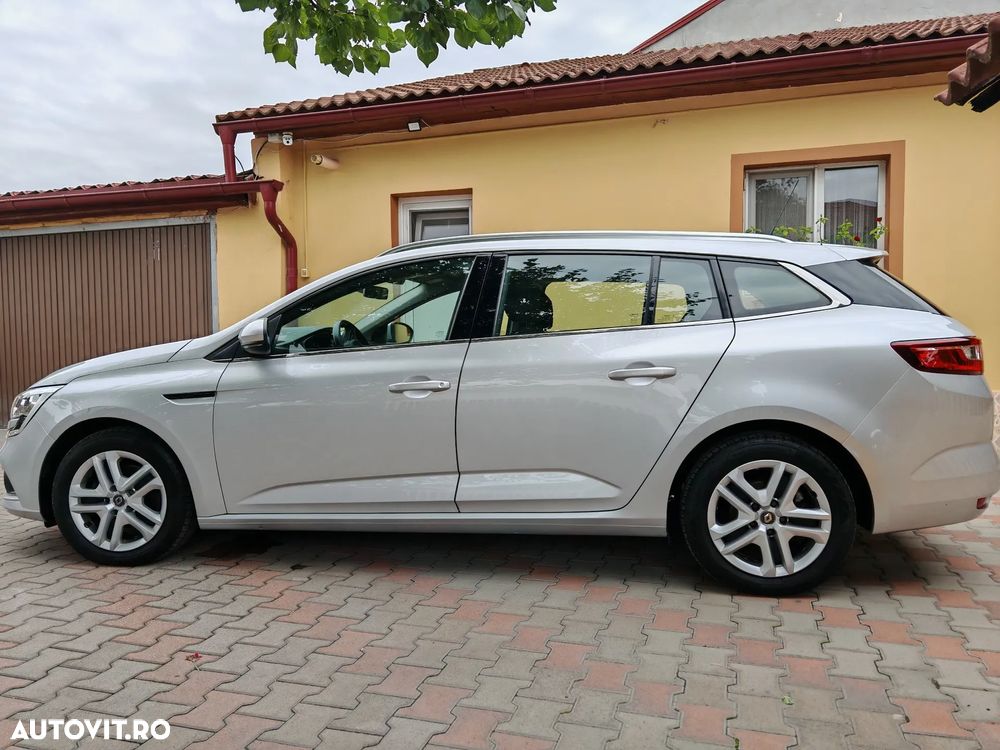 Renault Megane BLUE dCi 115 BUSINESS EDITION - 17