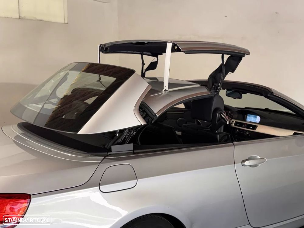 BMW 320 d Cabrio Intense - 12
