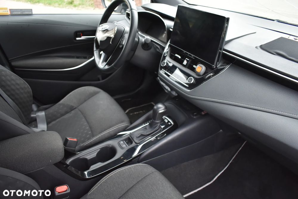 Toyota Corolla 1.8 Hybrid Comfort - 16