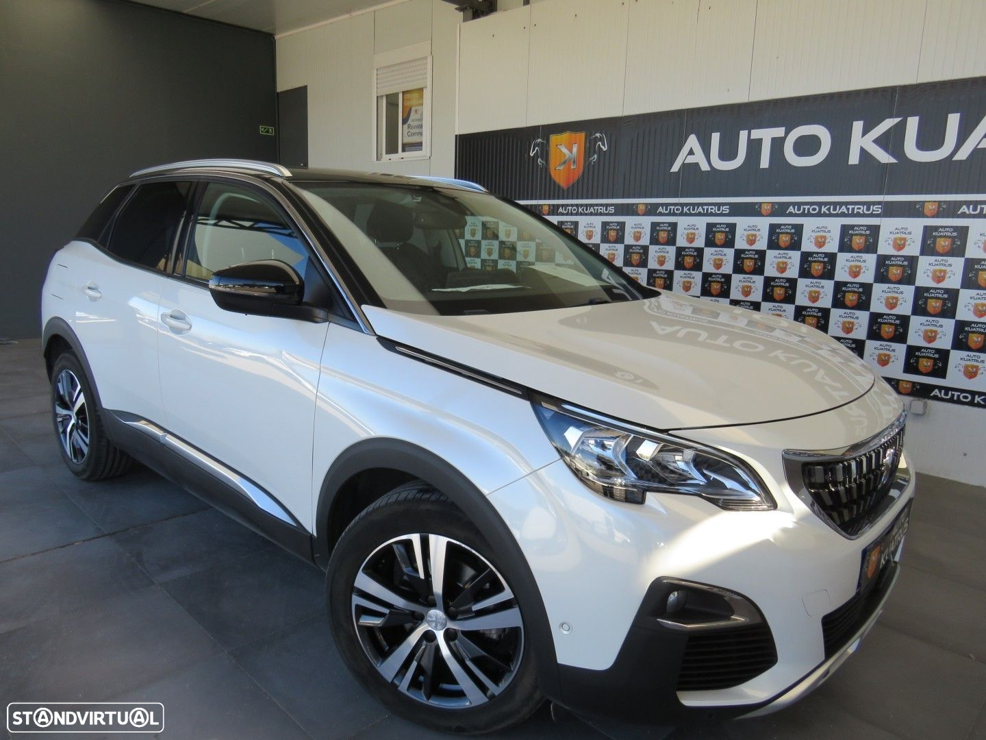 Peugeot 3008 1.5 BlueHDi Allure EAT8 - 25