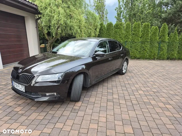 Skoda Superb 2.0 TSI Style DSG - 4