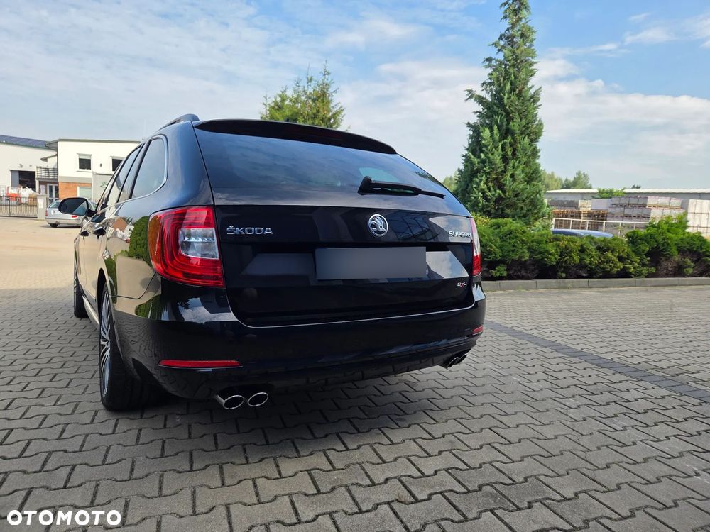 Skoda Superb Combi 3.6 V6 4x4 DSG L&K - 6
