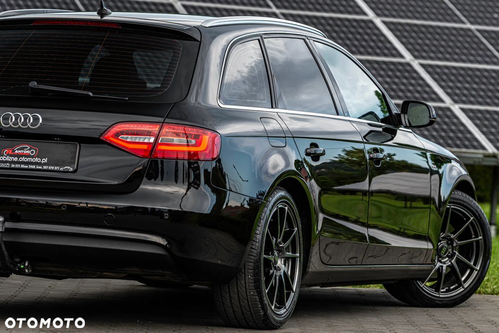 Audi A4 Avant 2.0 TDI DPF S line Sportpaket - 18