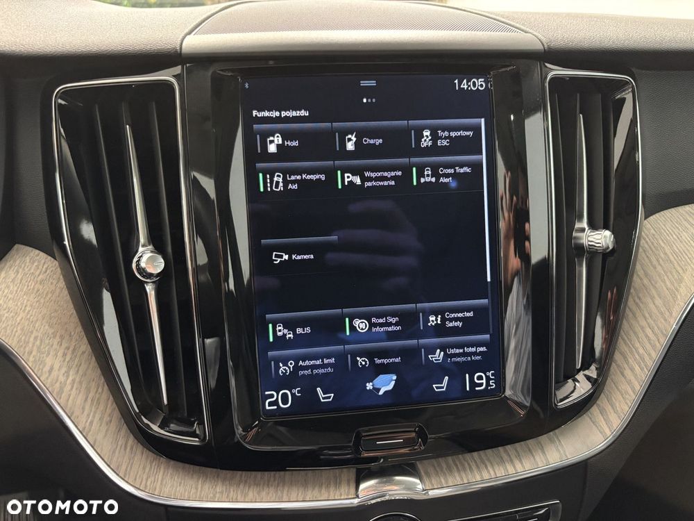 Volvo XC 60 - 21