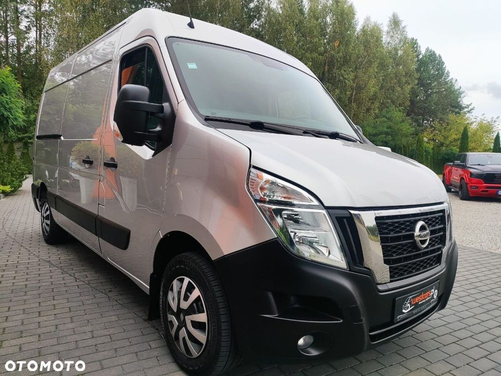 Nissan NV400 - 3
