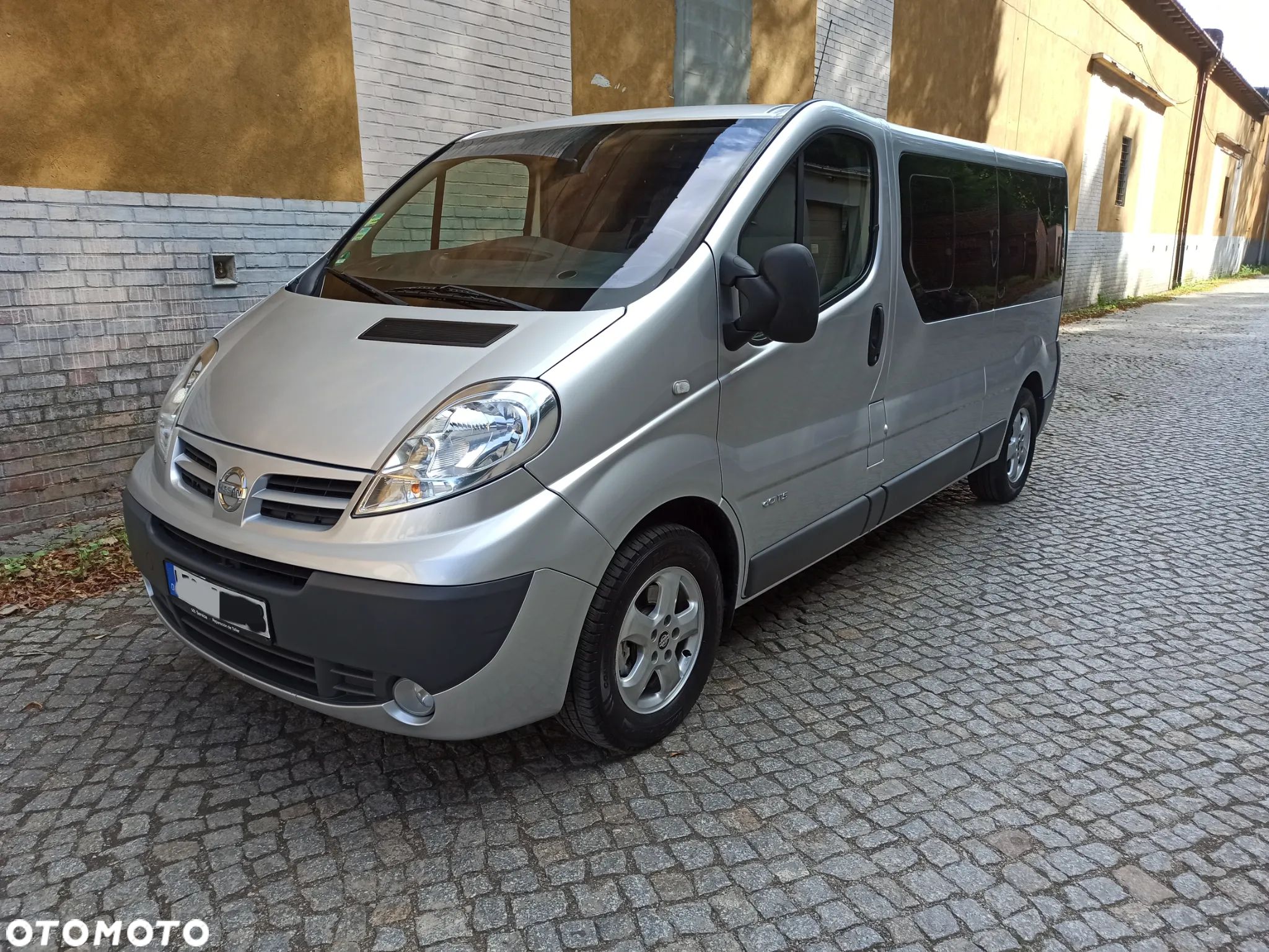 Opel Vivaro L2H1 2.9t Essentia - 1