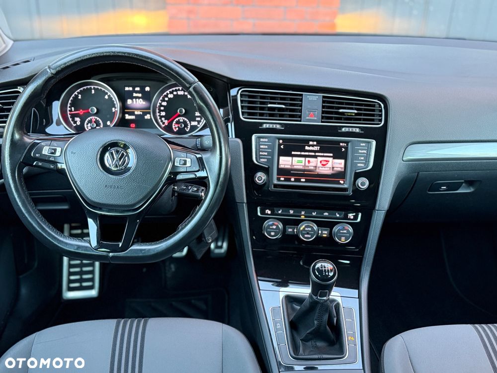 Volkswagen Golf 2.0 TDI BlueMotion Technology Allstar - 30