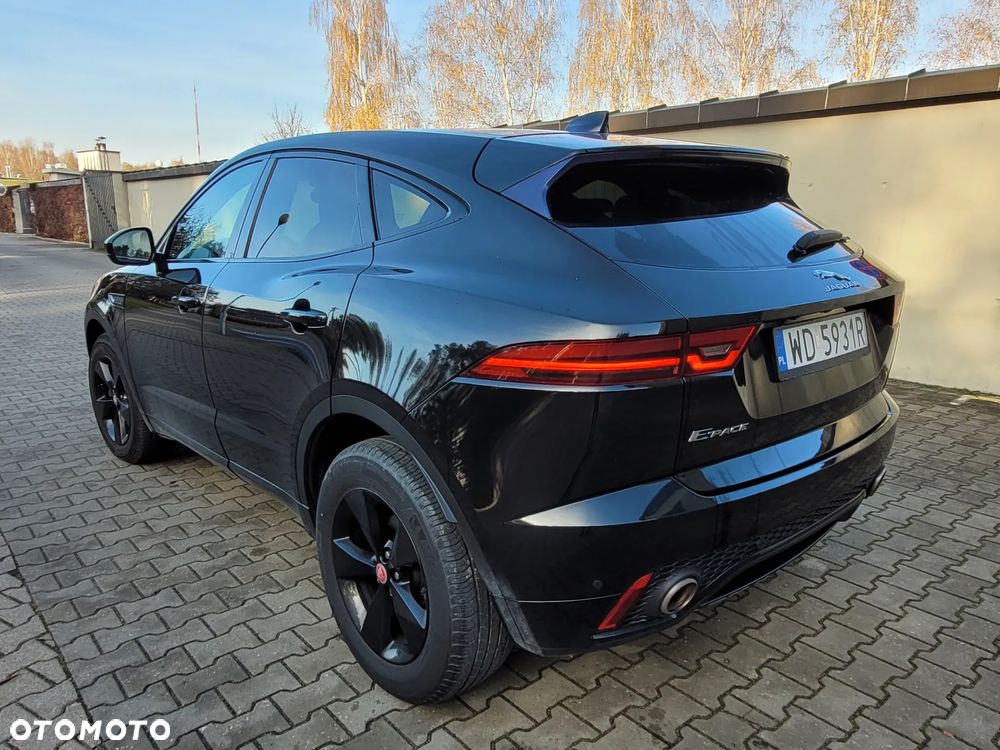 Jaguar E-Pace 2.0 i4P AWD R-Dynamic - 2
