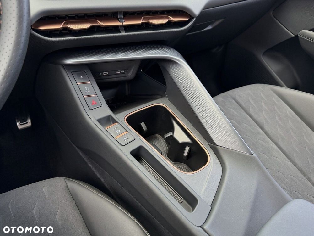 Cupra Terramar 1.5 eTSI mHEV DSG - 26